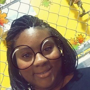 Meet your Posher, Natasha